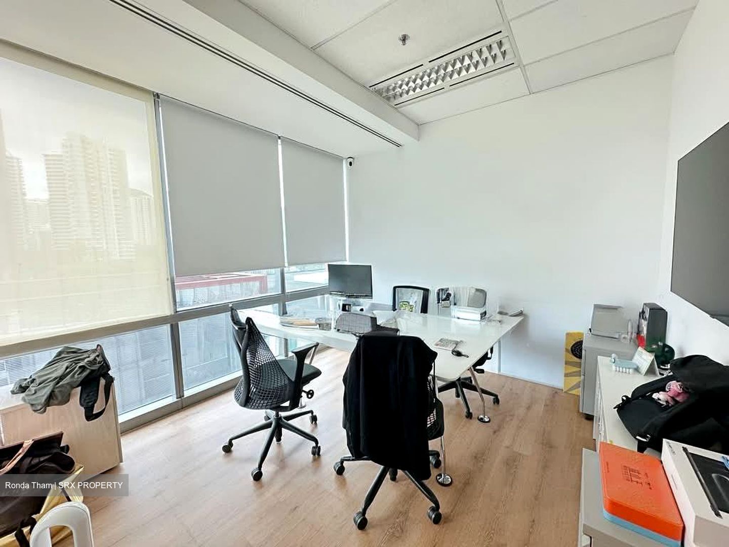 Goldbell Tower (D9), Office #567461091